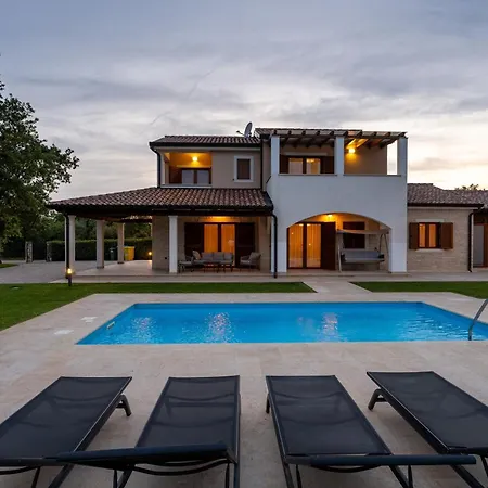 Genia I Villa Poreč