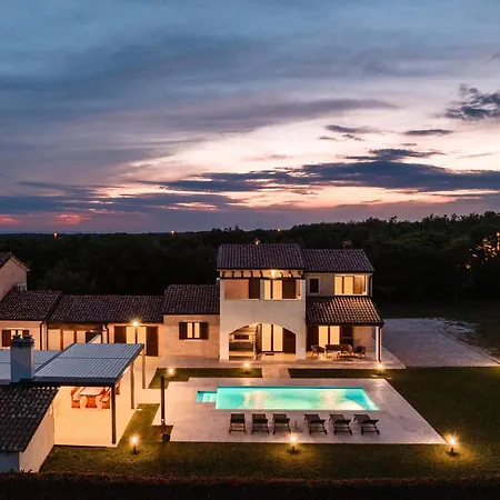 Genia I Villa Poreč