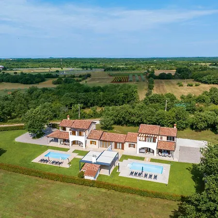 Villa Genia I