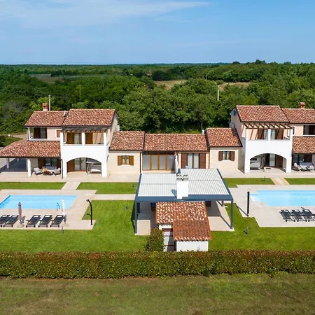 Villa Genia I
